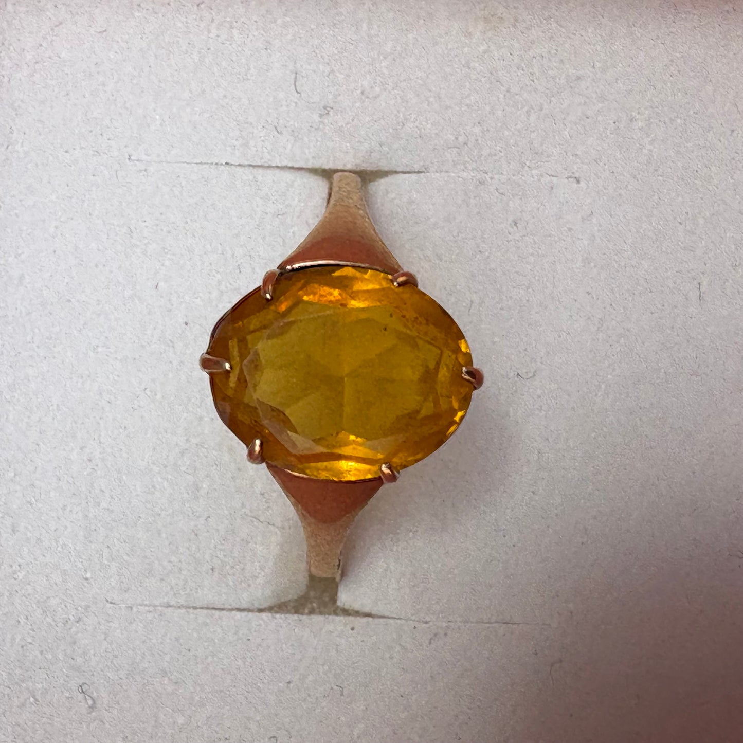 9ct Gold Ring With Yellow Stone - Marked 9ct - UK Size P