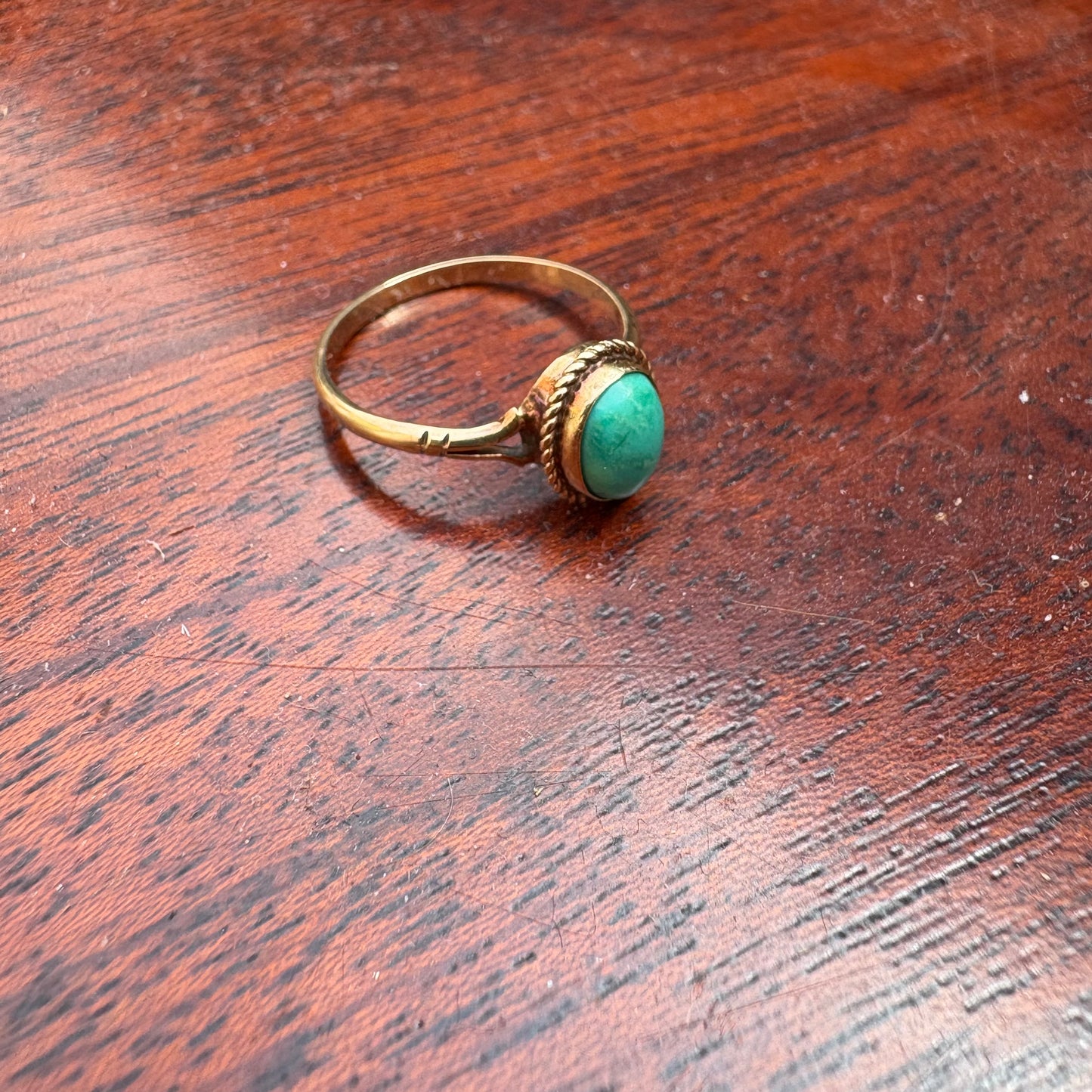 9ct Gold Turquoise Ring - Hallmarked - UK Size O
